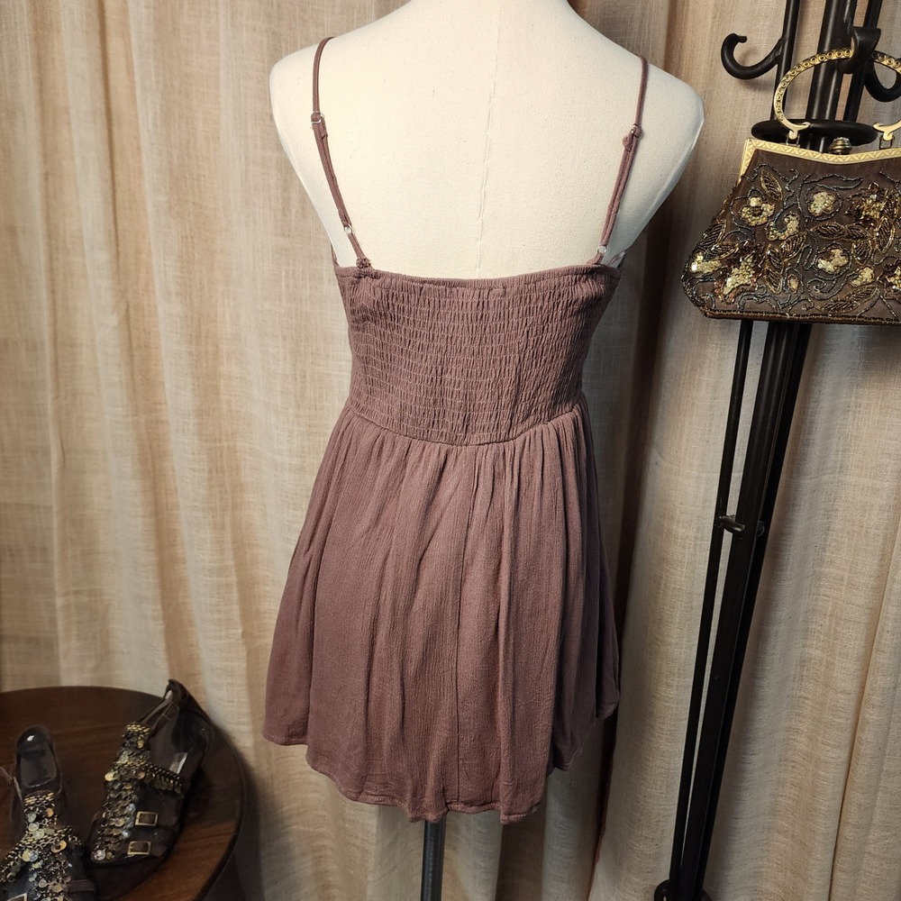 Mable Women Medium Mauve Brown Cutout Tie Front Smocked Romper Skort Dress - Picture 2 of 5